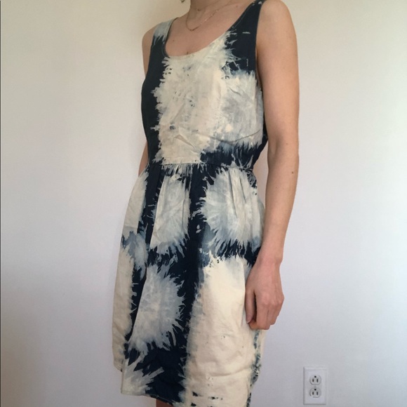 Summer dress - Picture 2 of 11